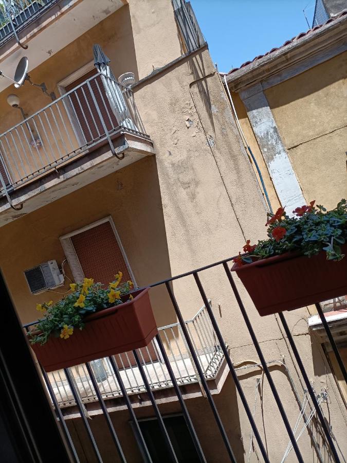 Residenza La Vecchia Cattedrale Catania Luaran gambar