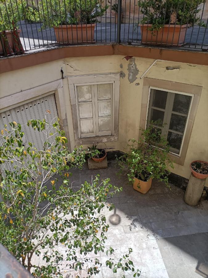 Residenza La Vecchia Cattedrale Catania Luaran gambar